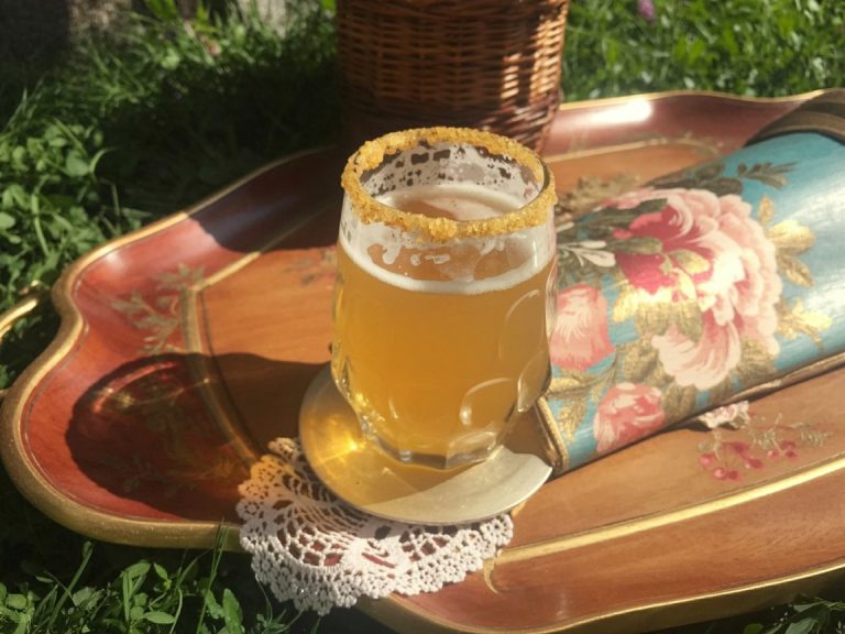 Tajemství nejlepší domácí bezinkové šťávy! Recept babičky na osvěžující nápoj z květů bezu.
