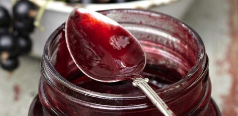 Starý recept na džem z černého rybízu – chutný, zdravý a vydrží celou zimu