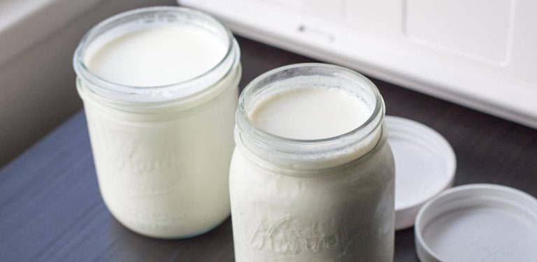 Domácí jogurt – nejlepší recept. Potřebujete pouze 2 ingredience
