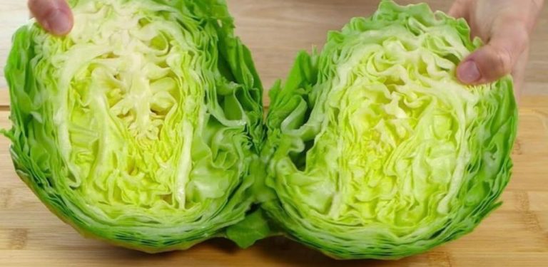 Salát z mladého zelí, který ohromí každého. Přidám 1 ingredienci a chuť se stane rafinovanou. V sezóně mladého zelí připravuji saláty pouze z něj. Mám je tak ráda, protože jsou chutné, lehké a zdravé