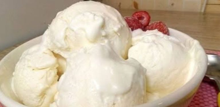 Domácí zmrzlina ze smetany a mléka: jednoduchý recept