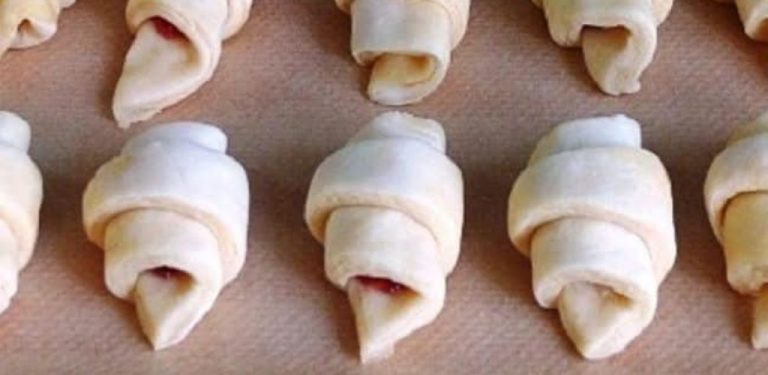 Croissanty plněné sádlem: Není třeba je žvýkat, doslova se vám rozpouštějí v ústech