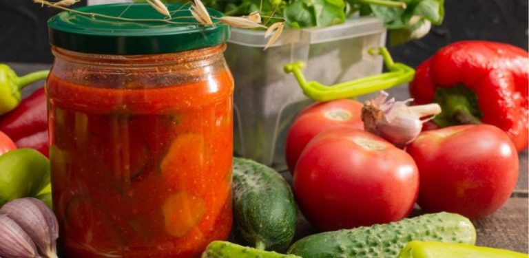 Salát, který přináší zpět léto – recept „Zimní pohádka“ krok za krokem
