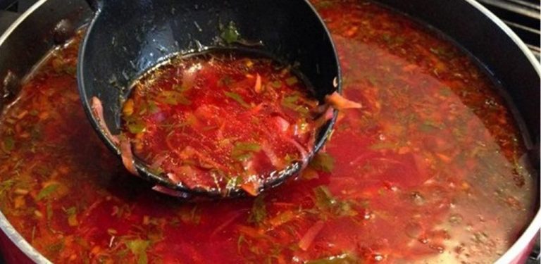 Pijte červený řepný boršč, pokud máte problémy s játry a žlučníkem – jednoduchý a rychlý recept…