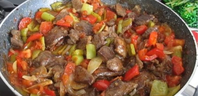 Recept na brambory s masem: Tajemství, jak změkčit tuhé maso