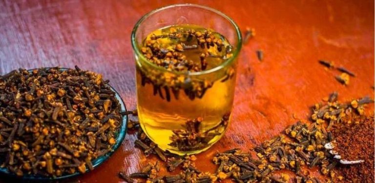 8 překvapivých výhod hřebíčku, o kterých jste pravděpodobně nevěděli