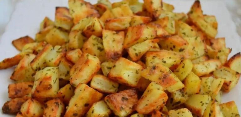 Česnekové bramborové hranolky s parmazánem – opravdová pochoutka