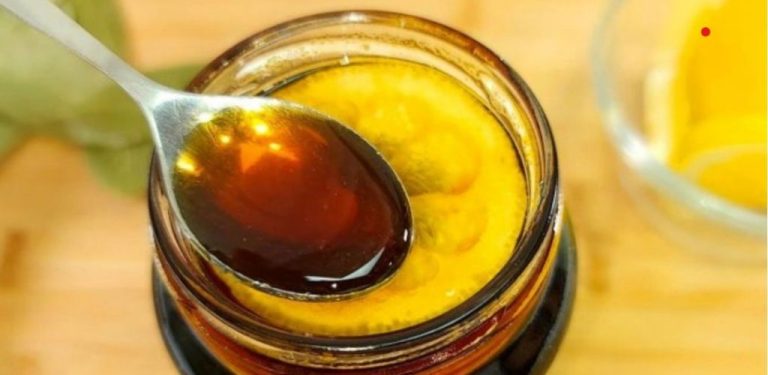 Domácí sirup ze 3 ingrediencí: tradiční pomocník při dráždivém kašli