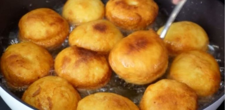 Úžasný recept na bramborové koblihy, které si podmaní svou chutí