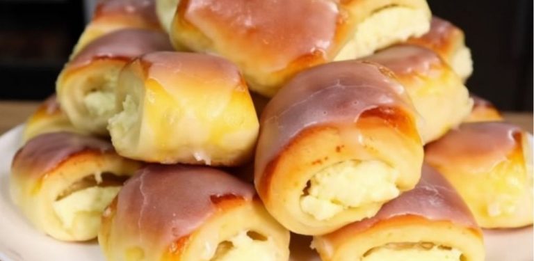 Mini tvarohové buchtičky, které neztvrdnou ani druhý den: Voňavý domácí recept, který si zamilujete