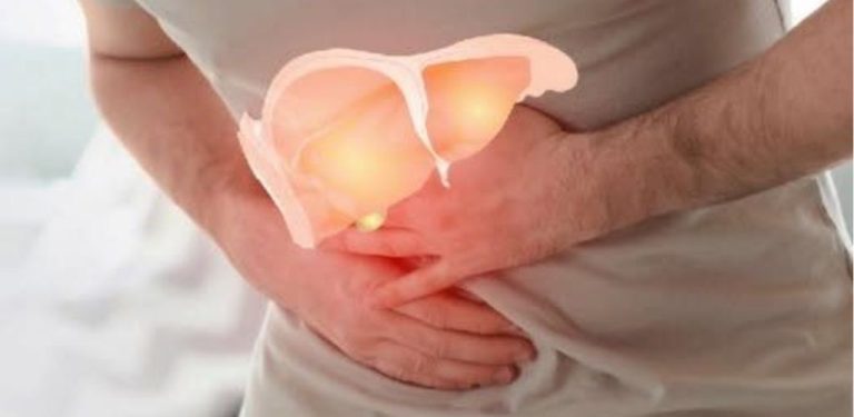 Játra nebolí, ani když onemocní – ale těchto 5 příznaků může znamenat vážný problém! ⚠️