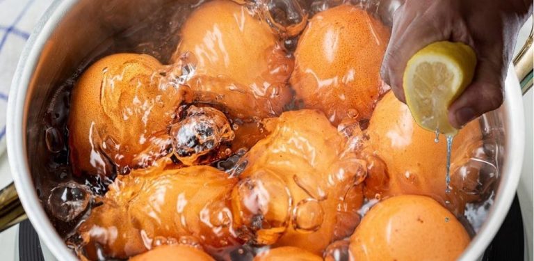 Přidejte citronovou šťávu při vaření vajec. Jednoduchý trik, který vám pomůže po celý život. Proč to dělat a jak…