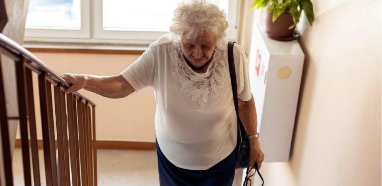 7 druhů ovoce, které pomáhají zastavit úbytek síly u starších lidí