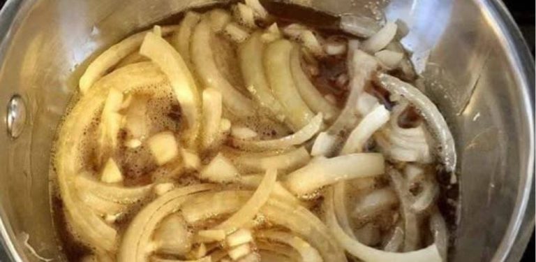 Na kašel a zánět průdušek není účinnější lék: vyzkoušejte starý domácí sirup z cibule a medu