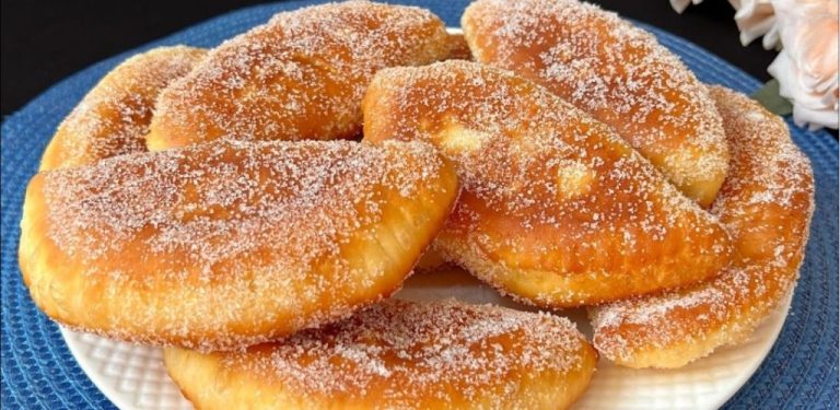 Faktor závislosti 1000 – tvarohové jablečné taštičky, které se vždy povedou150 g nízkotučného tvarohu3 kyselá jablka