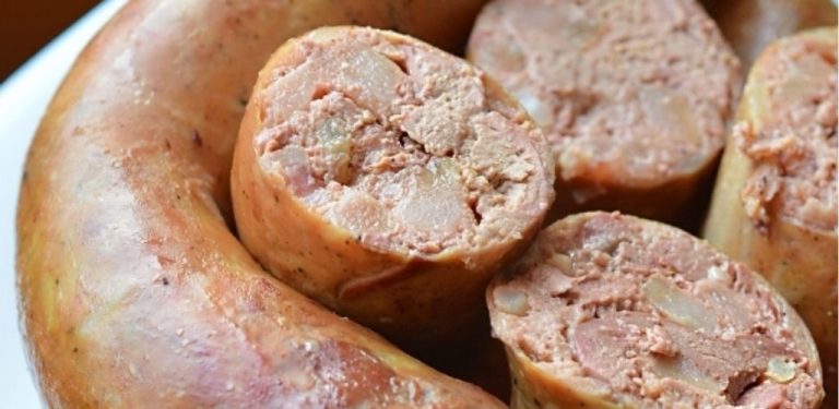 Domácí játrová klobása: poctivý recept, který voní tradicí a poctivou kuchyní