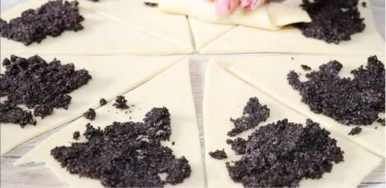 Jen 3 suroviny! Starý rodinný recept na křehké rohlíčky se sádlem – a moje oblíbená náplň