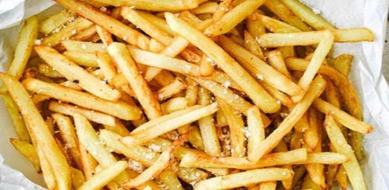Trik, jak připravit lahodné křupavé brambory bez jediné kapky oleje