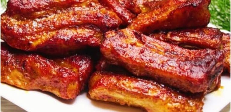 Místo klasického grilovaného masa připravuji „kanadská“ vepřová žebírka – slovy se nedá popsat, jak jsou dobrá