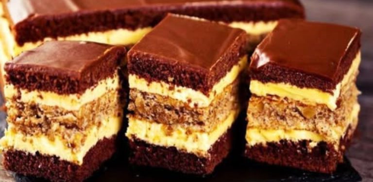 Dort „Bouře v poušti“ – lahodný a velmi oblíbený dezert, který si zamiluje každý…..Recept krok za krokem