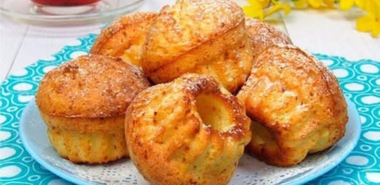 Z kyselého tvarohu teď nedělám zapékanou, ale muffiny: ideální dezert k čaji a svačinka na cestu