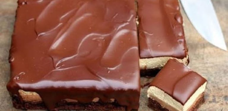 Dort s krémem z čokolády, kávy a mascarpone – voňavý, krémový a lahodný dezert!