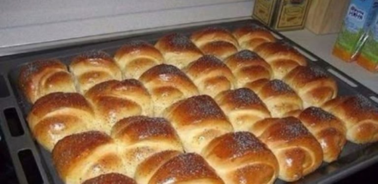 Měkké a voňavé housky – vyzkoušejte je a uvidíte, jak jsou dobré!