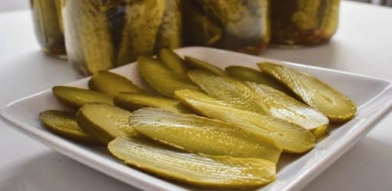 Nejlepší recept na kvašené okurky ve studeném nálevu. Bez octa, bez kyseliny citronové – jen poctivá domácí chuť