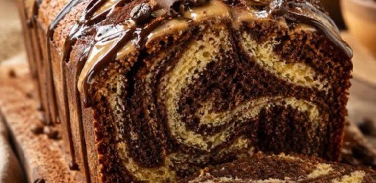 Jak připravit mramorový pudink s příchutí kávy a čokolády