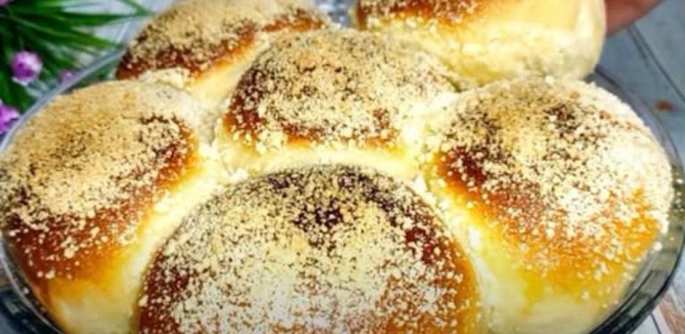 Měkké jako peří: Nadýchané domácí kynuté housky, které si zamiluje celá rodina