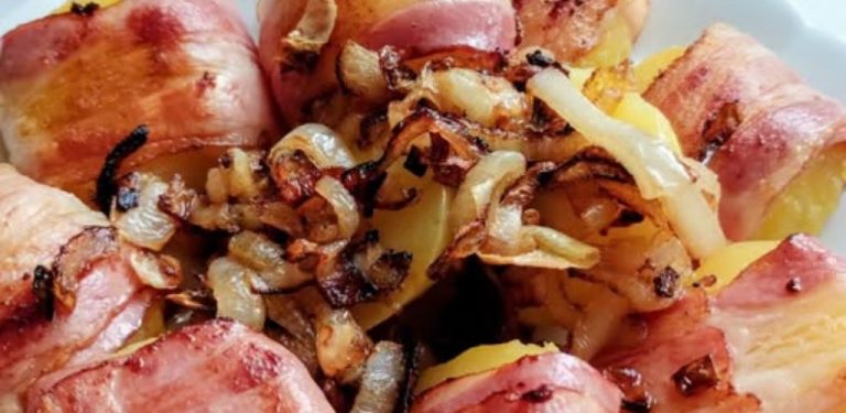 Brambory se slaninou a cibulí: jednoduchý recept, který voní jako domácí kuchyně