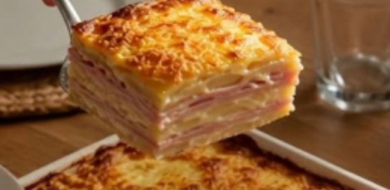 Zapečené brambory se šunkou a sýrem: jednoduchý domácí recept, který zmizí ze stolu během chvilky