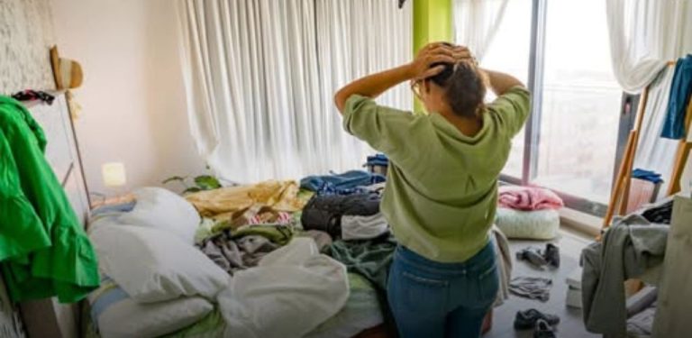 Podle psychologie může hromadění věcí něco vypovídat. Ne vždy je ale za nepořádkem lenost