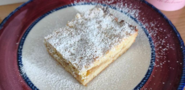 Linecký jablečný koláček – křehký, voňavý a jako od babičky